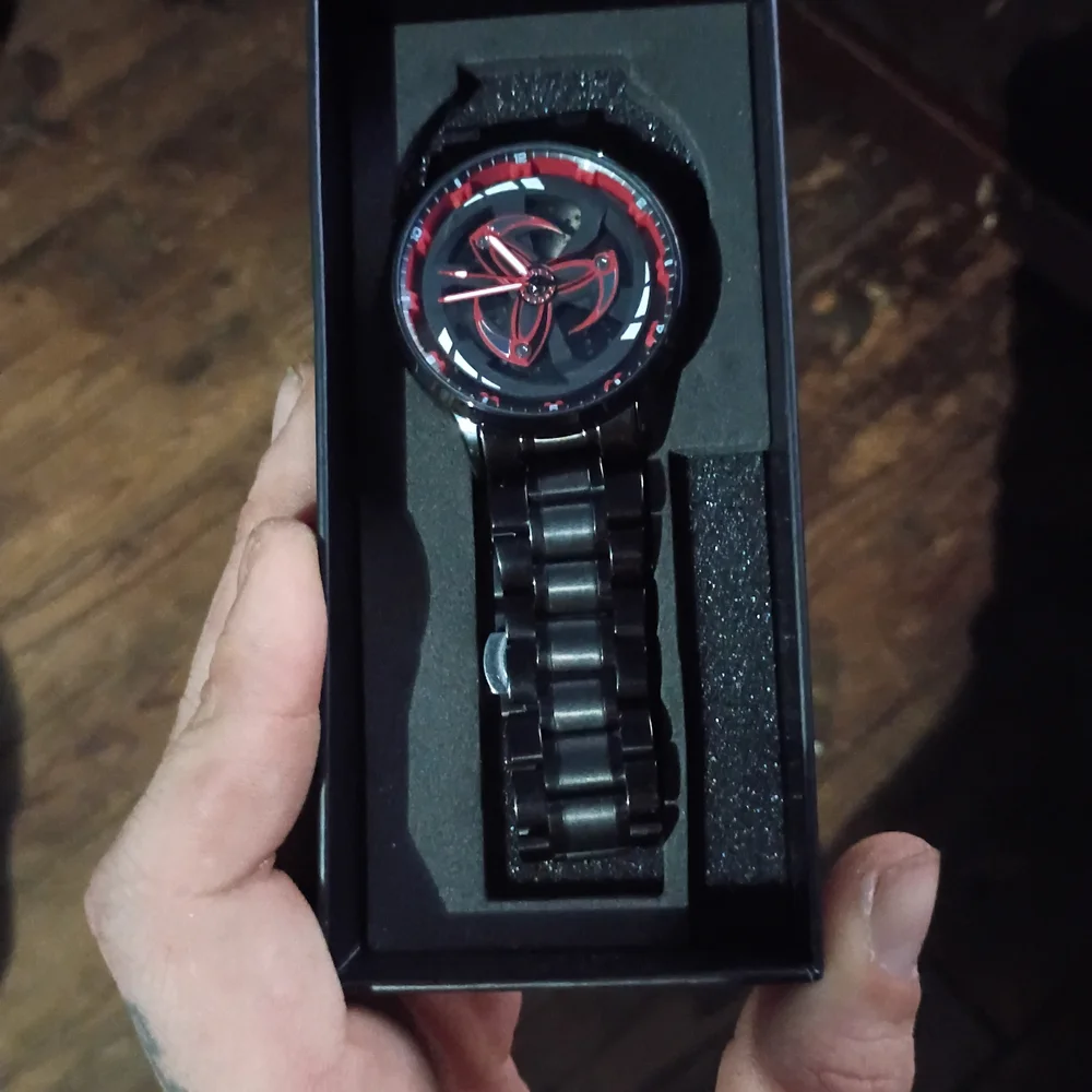 Stainless Steel Watch with 30m Water Resistant Kakashi Sharingan eye.